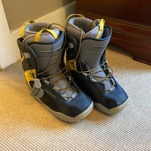 Salomon Black and Yellow Women's Snowboard Boots 9.5 (fits more like 9)